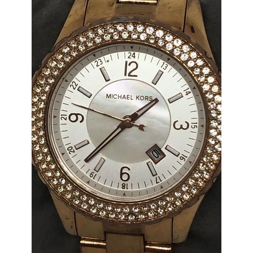 Michael Kors MK5403 Women's Stainless Steel Analog White Dial Quartz Watch LB211